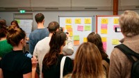 Teilnehmende auf einem Barcamp