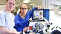 Ausbildung an der CNC-Maschine