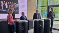 Treffen Landesinstitute mit dem Schwerpunkt berufliche Bildung in Bremen zu Besuch beim Mercedes-Benz Werk in Bremen