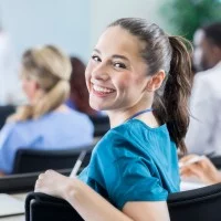 Junge Frau beim Lernen