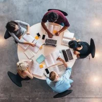 Bei den Tools setzen Lernende laut Lernreport am häufigsten auf gedruckte Lernmaterialien