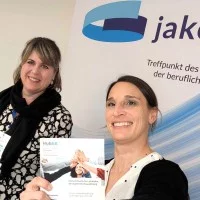 Elke Hotter und Christina Rabitsch von HubbS auf dem Jahreskongress Berufliche Bildung 2024 in Stuttgart.