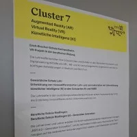 Projektplakat innolabBS, beschrieben wird das Cluster 7 zu AR, VR und KI.