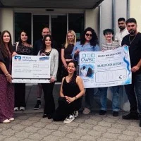 Die Friseurabteilung der Oscar-Walcker-Schule Ludwigsburg nach ihrer Haarschneide-Aktion