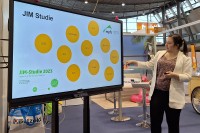 Simone Dietsche bei ihrem Vortrag auf der Didacta