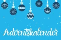 Blaues Text-Bild mit Christbaumkugeln. Text: Adventskalender - Jeden Tag ein neues Feature entdecken 